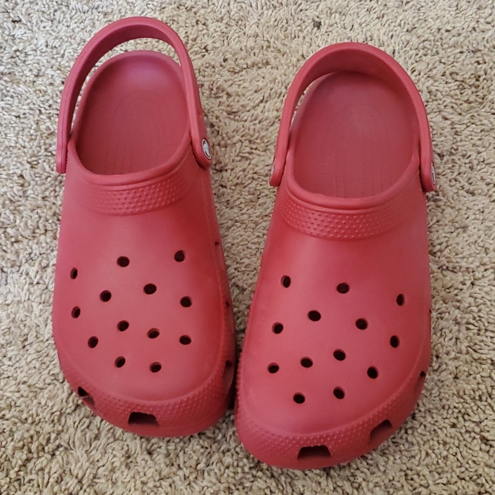 Red crocs